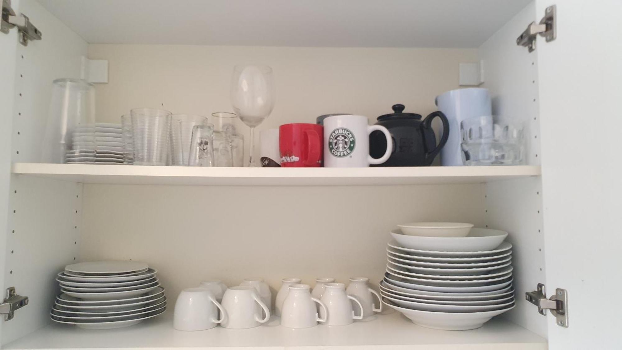 Apartament Quiet 2-room Flat, Walking Distance To Centre